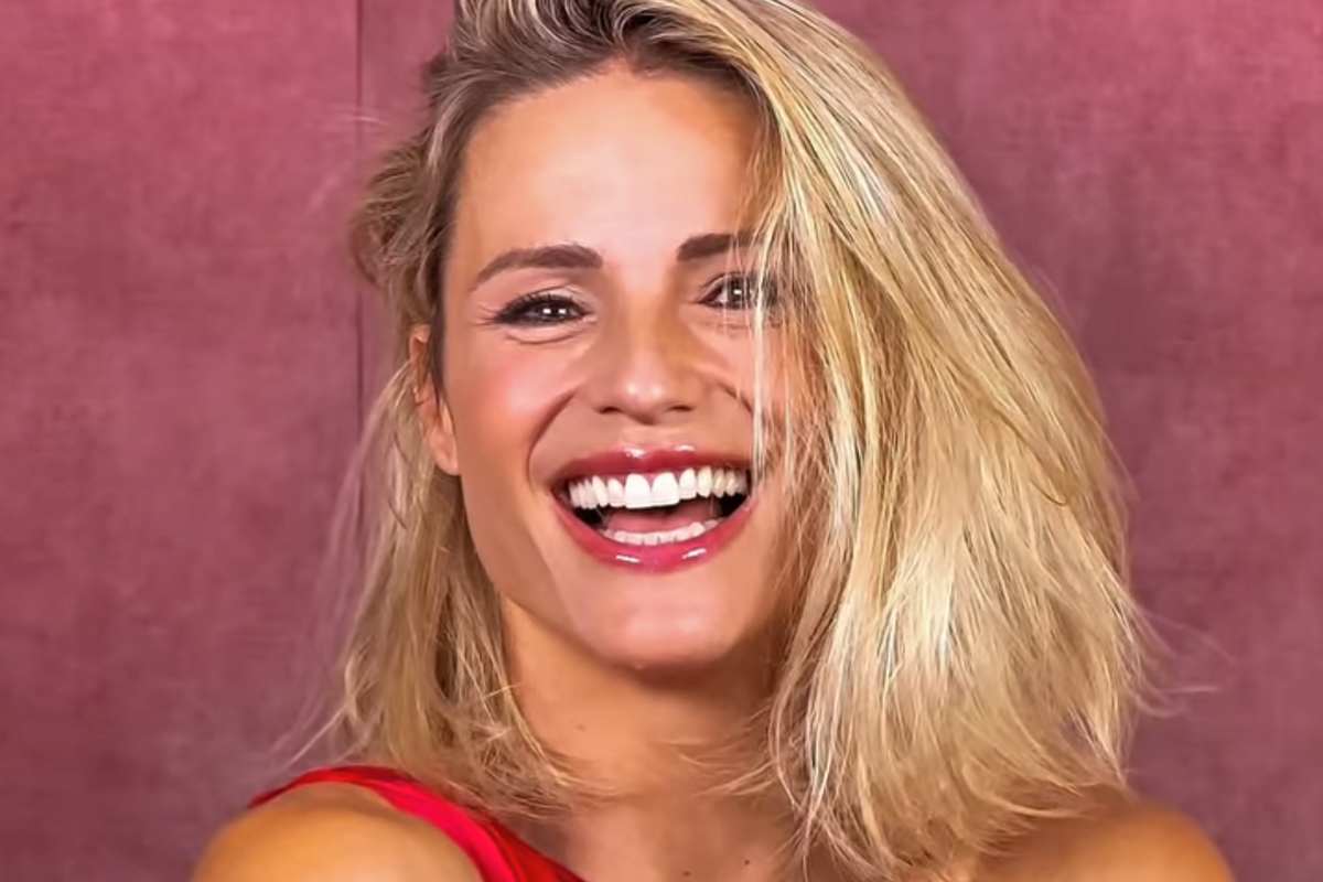 Michelle Hunziker sorridente