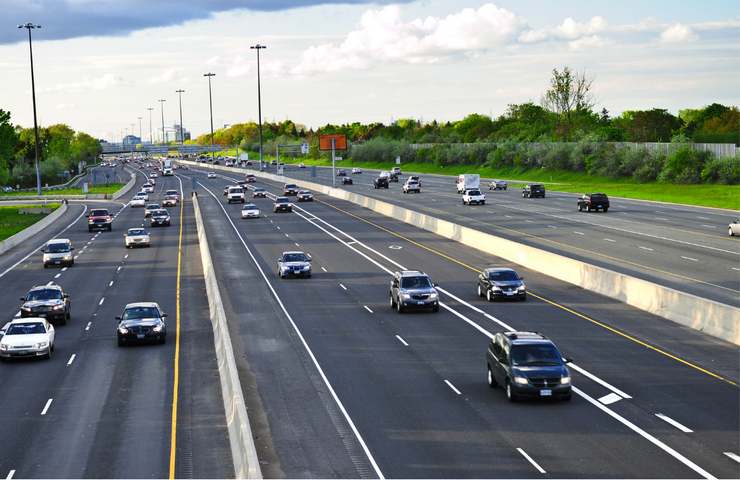 auto in autostrada